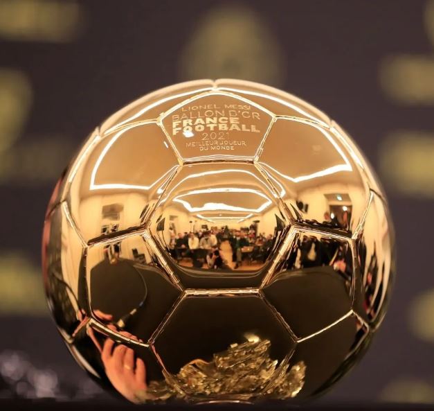 most expensive trophies in football