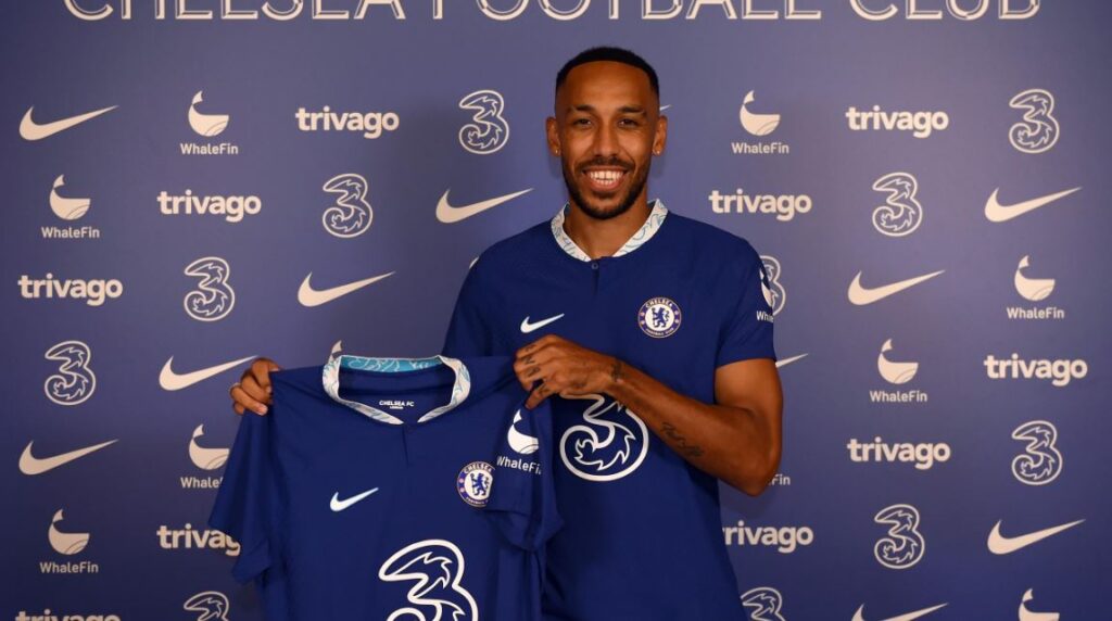 aubameyang jersey number