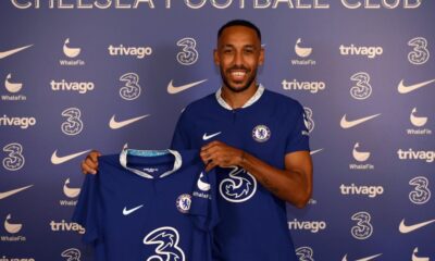 aubameyang jersey number